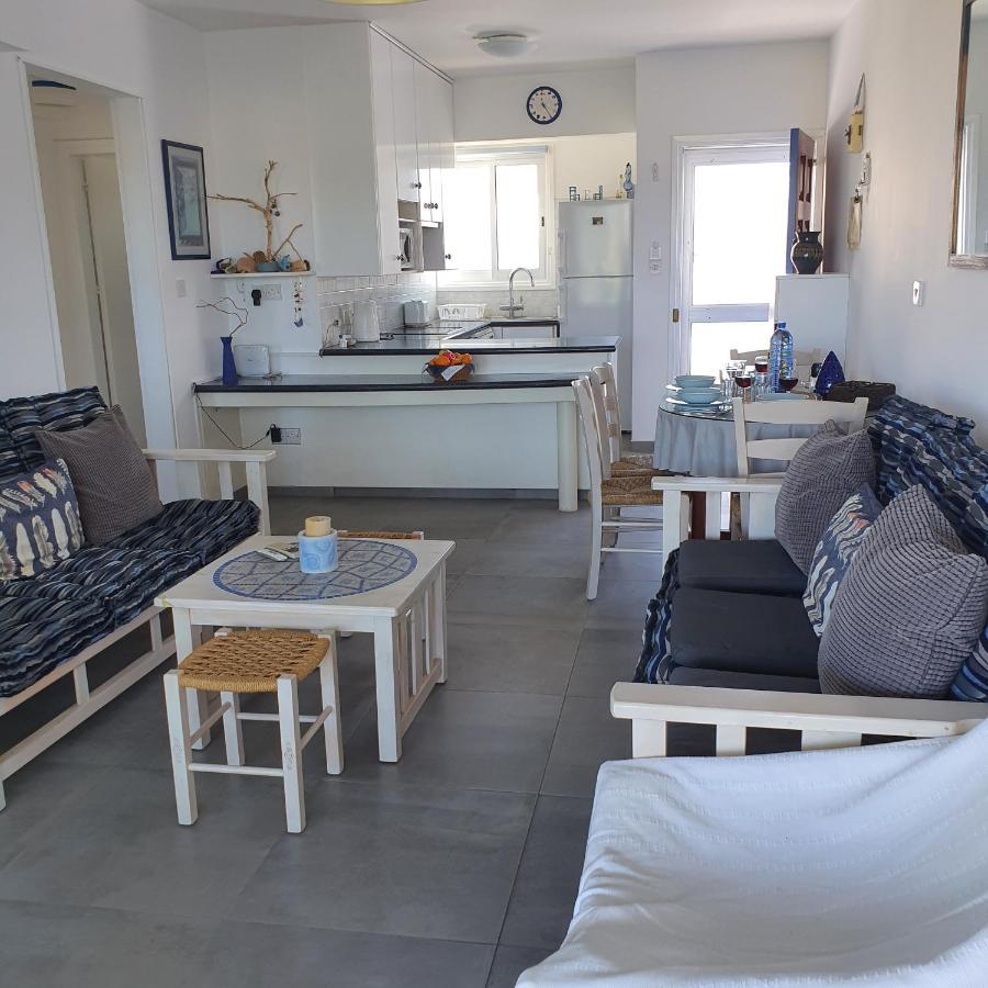 Latchi Ithaki, 2 Bedroom Penthouse Extérieur photo